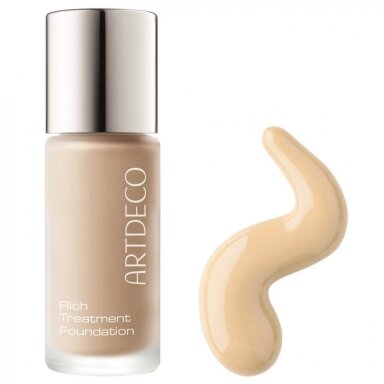 „Rich Treatment Foundation“ – švytėjimo suteikiantis makiažo pagrindas, atspalvis „17 Creamy Honey“, 20 ml
